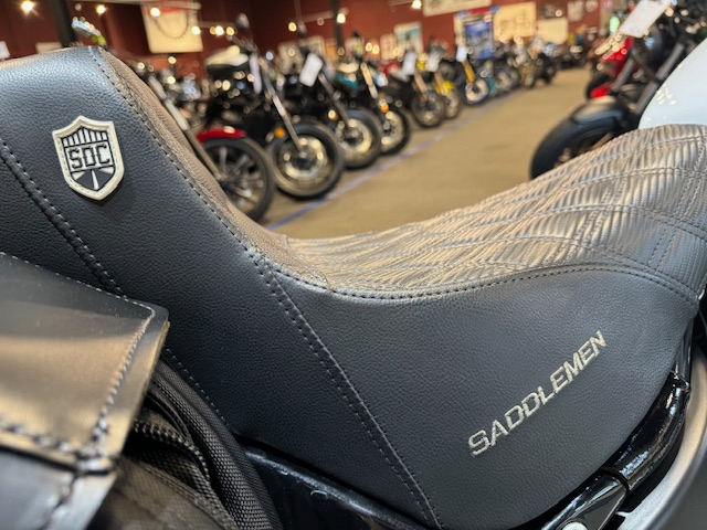 2021 Harley-Davidson Street Bob 114 at Martin Moto