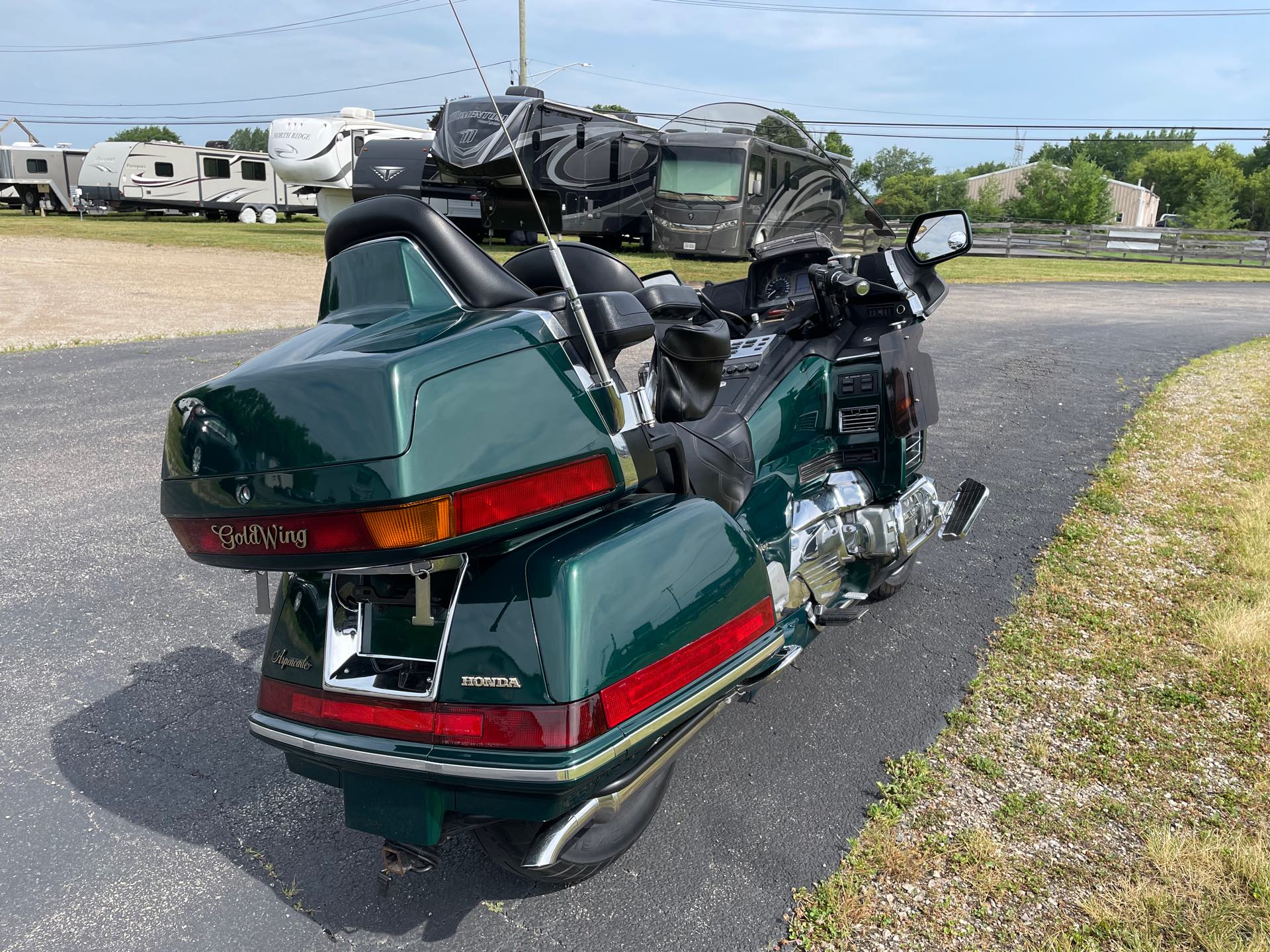 1997 HONDA GL1500 - GREEN at Randy's Cycle