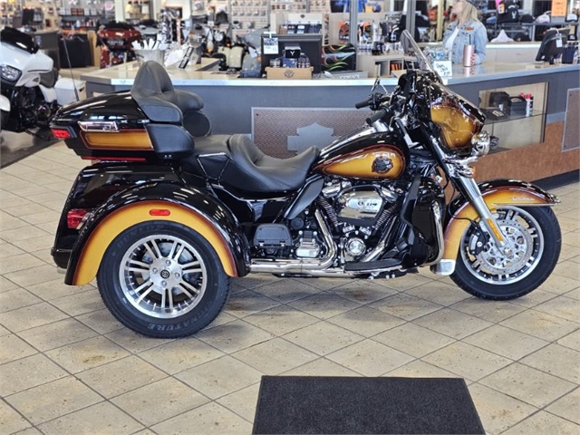 2024 Harley-Davidson Trike Tri Glide Ultra at Destination Harley-Davidson®, Tacoma, WA 98424