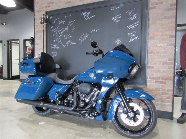 2021 road glide online special billiard teal