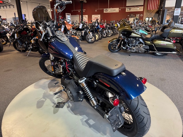2013 Harley-Davidson Dyna Street Bob at Martin Moto