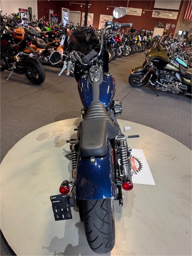 2013 Harley-Davidson Dyna Street Bob at Martin Moto