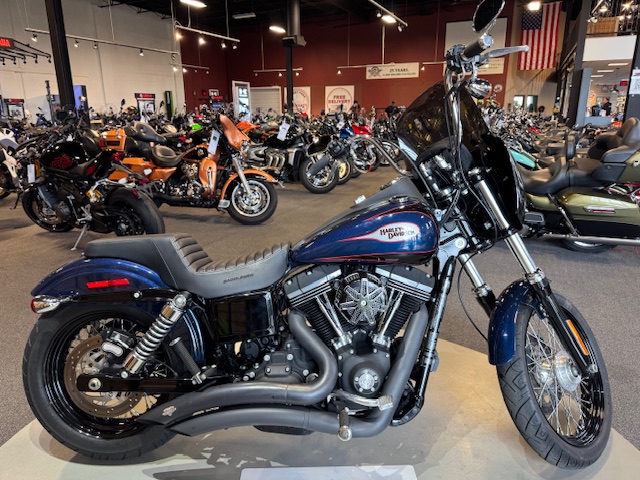 2013 Harley-Davidson Dyna Street Bob at Martin Moto