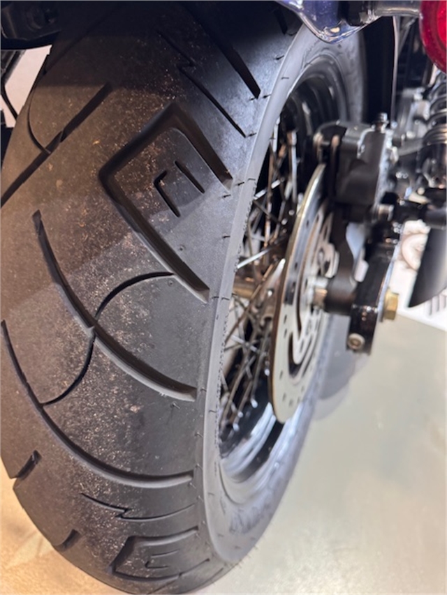2013 Harley-Davidson Dyna Street Bob at Martin Moto