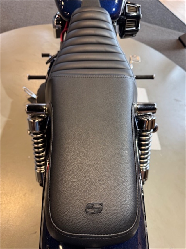 2013 Harley-Davidson Dyna Street Bob at Martin Moto