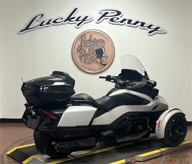 2021 Can-Am Spyder RT Limited at Lucky Penny Cycles