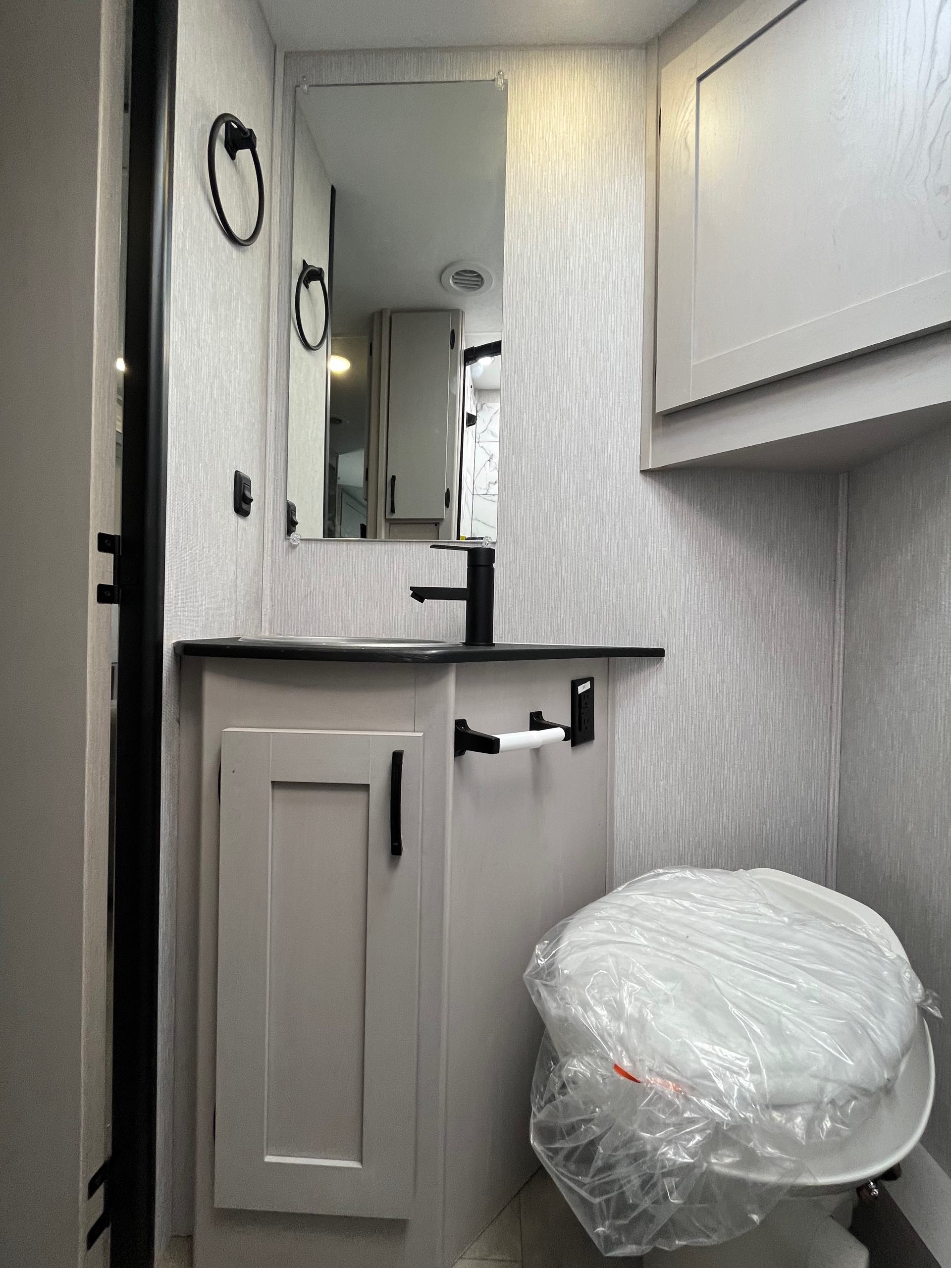 2023 Coachmen Freelander at Prosser's Premium RV Outlet