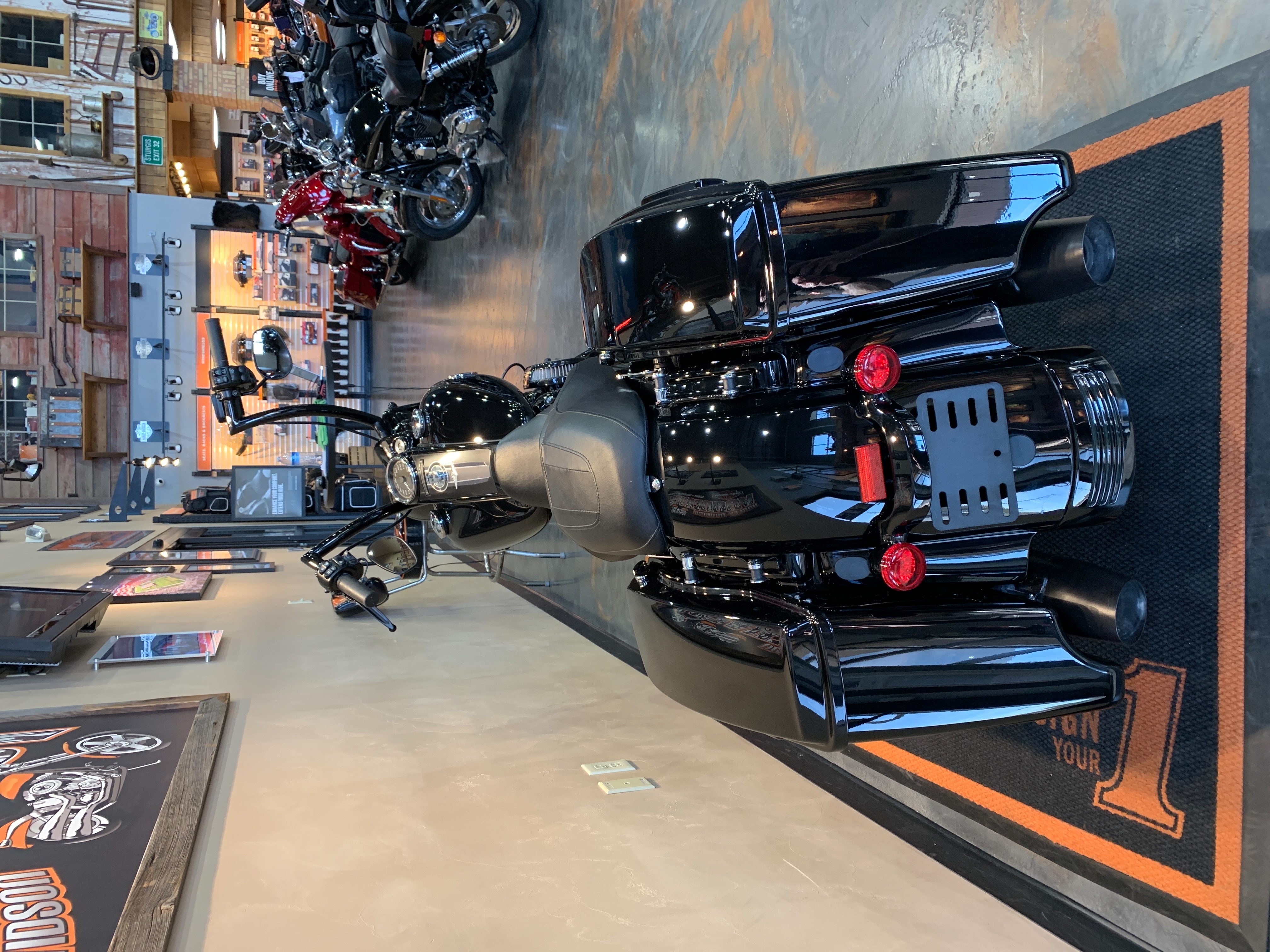 2021 Harley-Davidson Road King Special at Vandervest Harley-Davidson, Green Bay, WI 54303