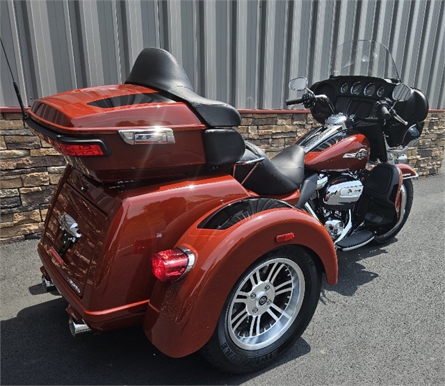 2024 Harley-Davidson Trike Tri Glide Ultra at RG's Almost Heaven Harley-Davidson, Nutter Fort, WV 26301