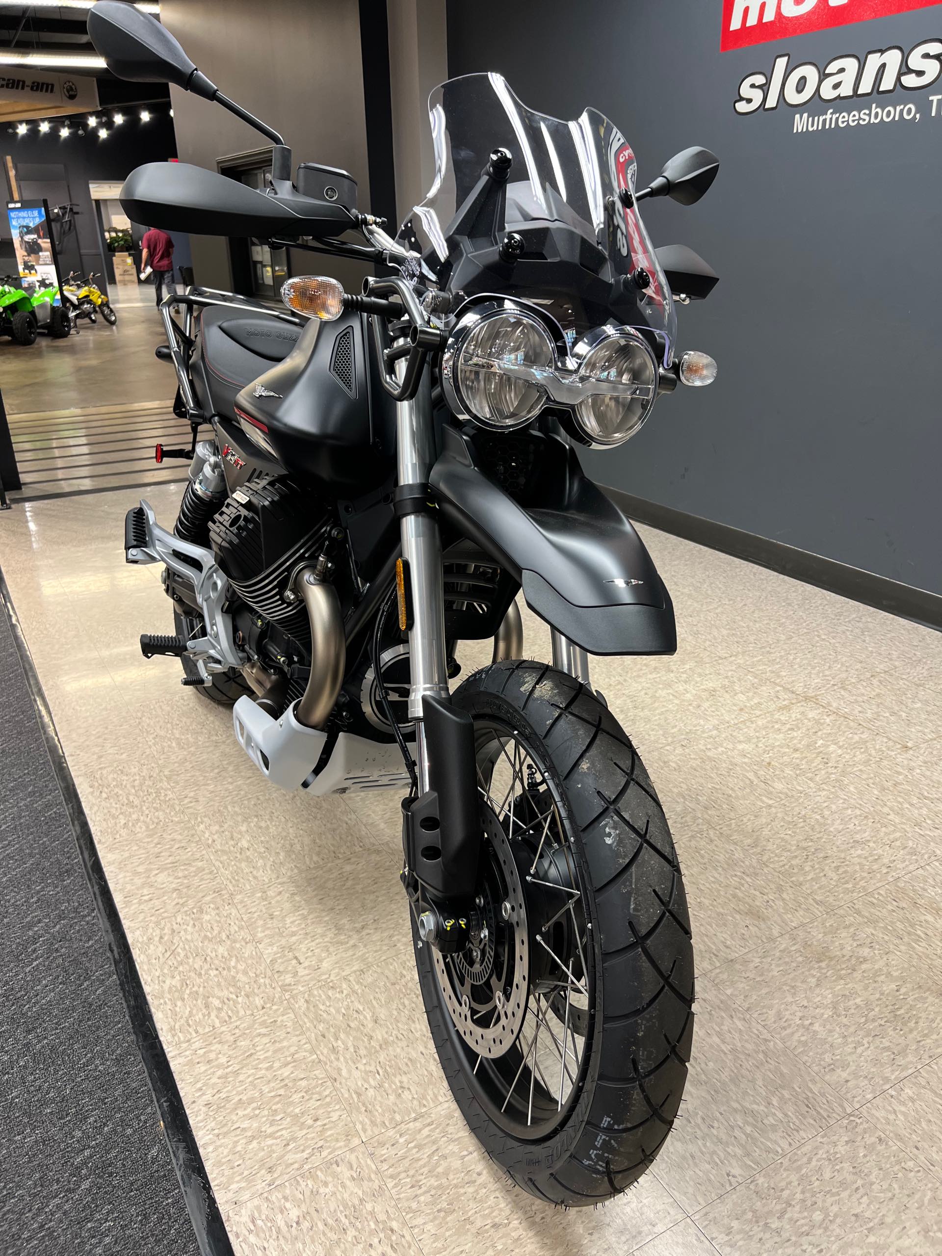 2022 MOTO GUZZI V85 TT at Sloans Motorcycle ATV, Murfreesboro, TN, 37129