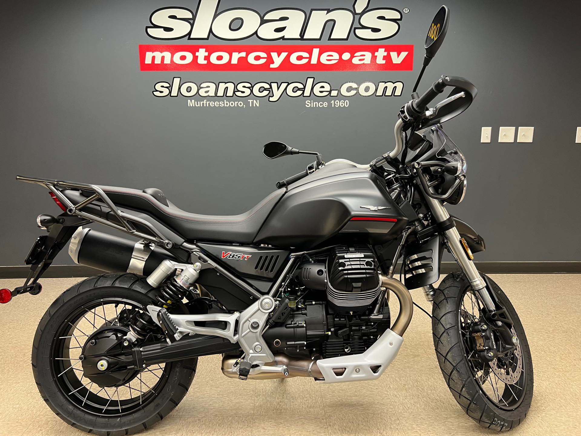 2022 Moto Guzzi V85 TT E5 at Sloans Motorcycle ATV, Murfreesboro, TN, 37129