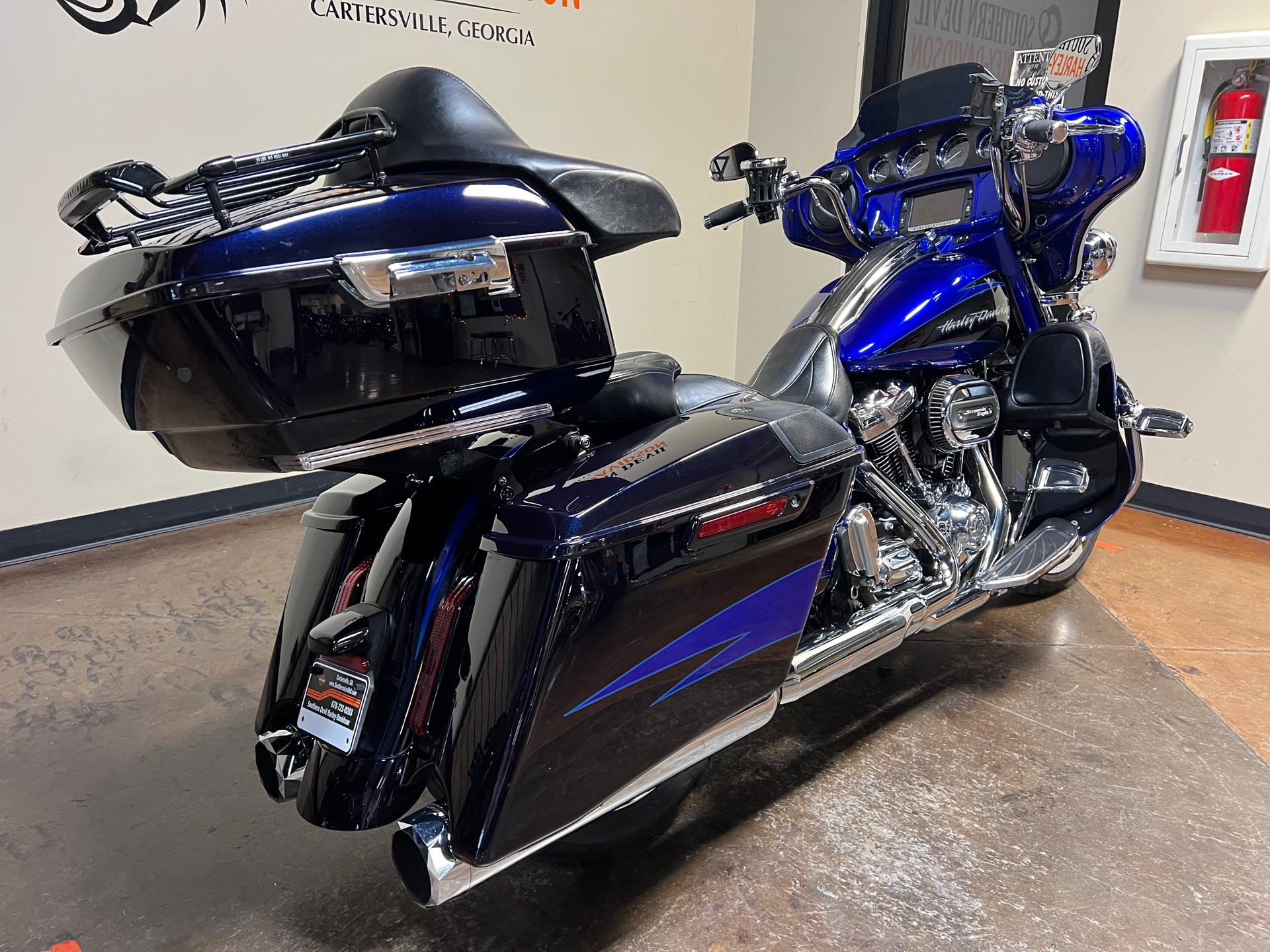 2017 Harley-Davidson Street Glide CVO Street Glide at Southern Devil Harley-Davidson