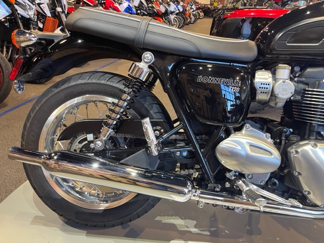 2022 Triumph Bonneville T120 Base at Martin Moto