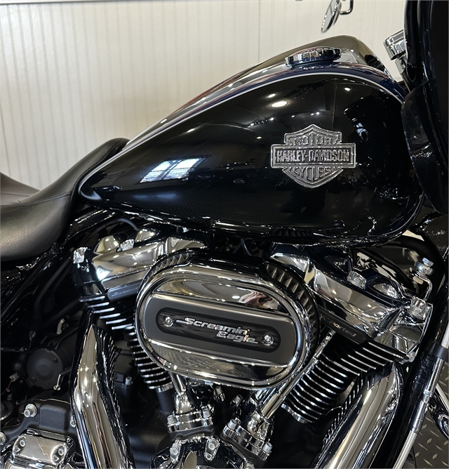 2022 Harley-Davidson Road Glide Special at Gasoline Alley Harley-Davidson