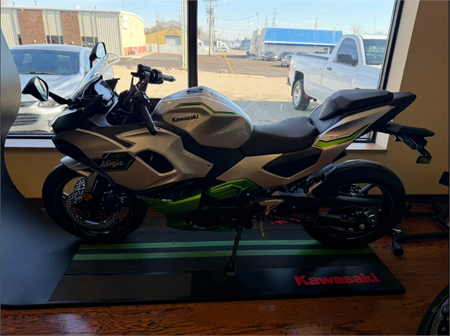 2024 Kawasaki Ninja 7 Hybrid ABS at Ehlerding Motorsports