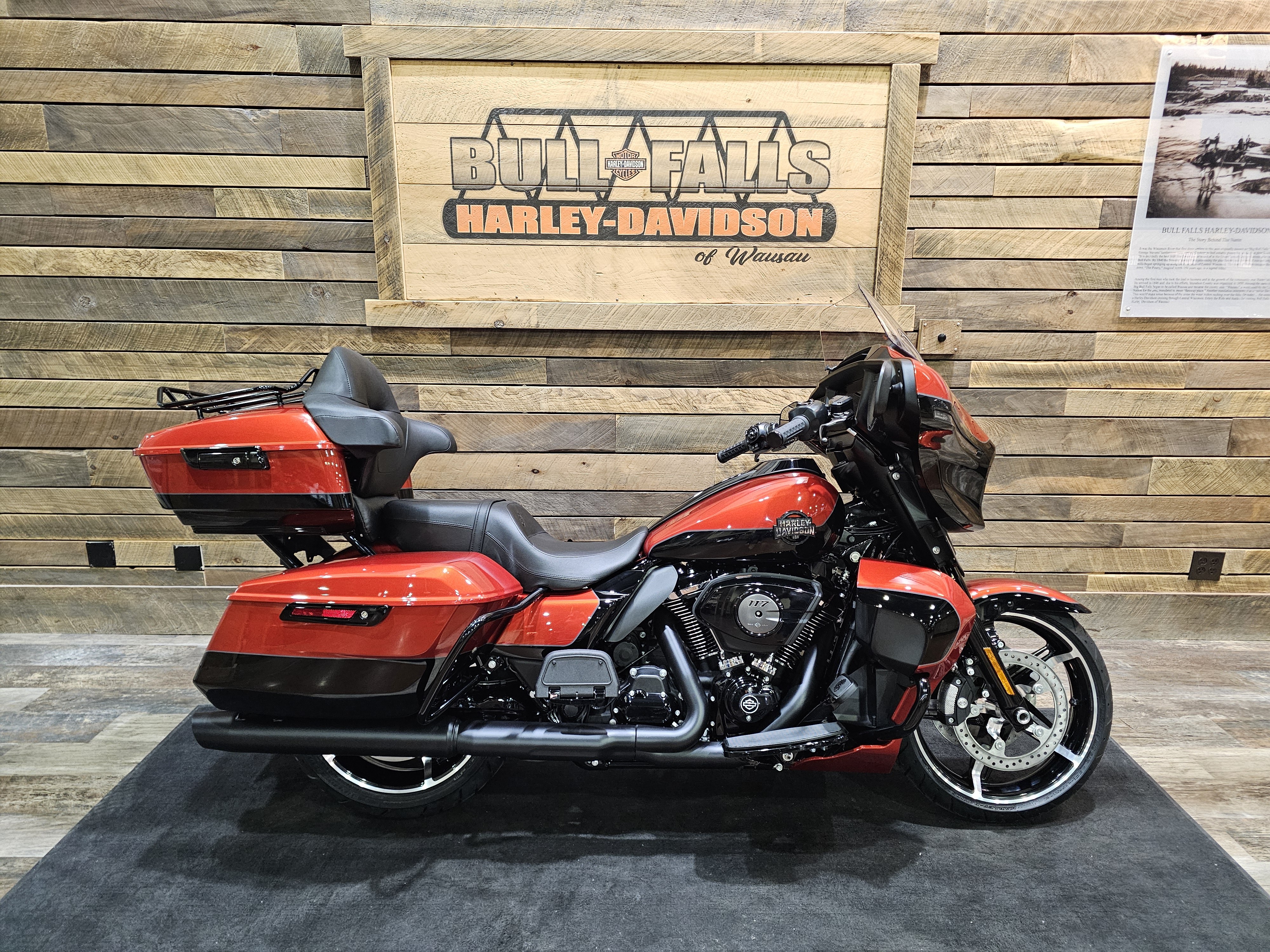 2025 Harley-Davidson Street Glide Ultra at Bull Falls Harley-Davidson