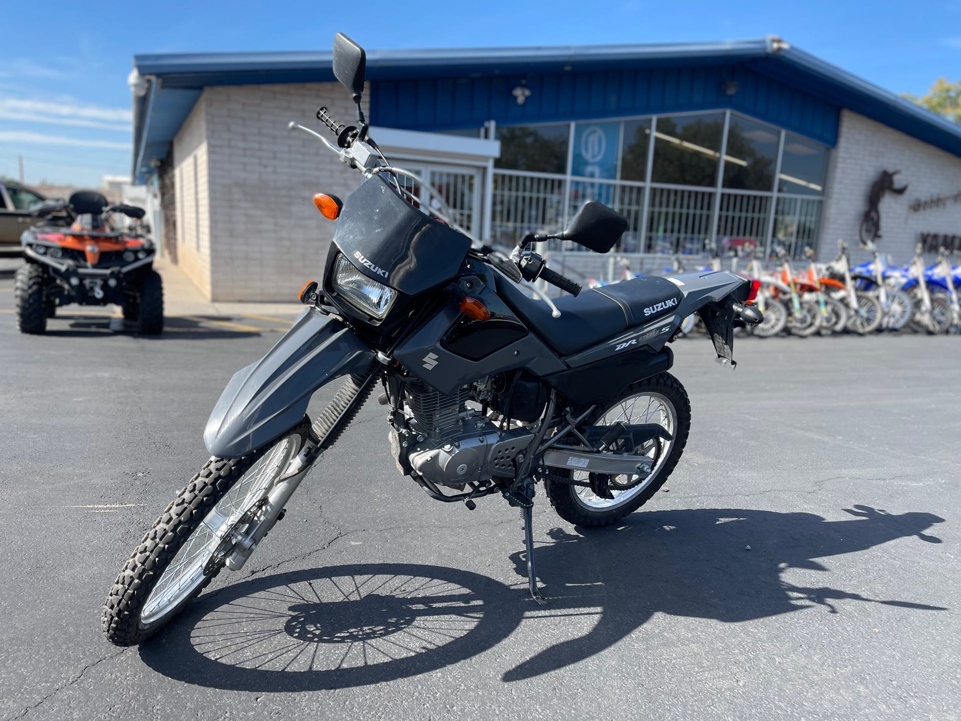 2016 Suzuki DR 200S at Bobby J's Yamaha, Albuquerque, NM 87110