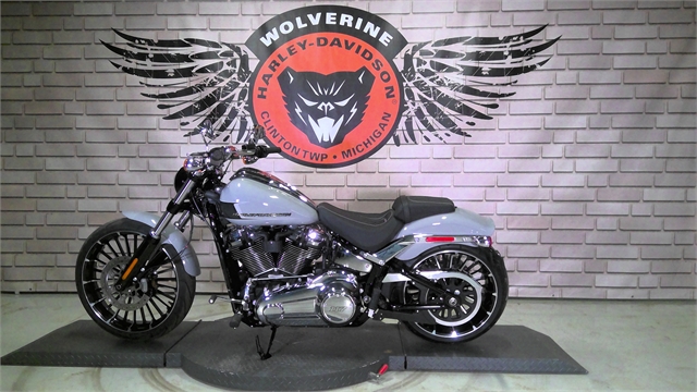 2024 Harley-Davidson Softail Breakout at Wolverine Harley-Davidson