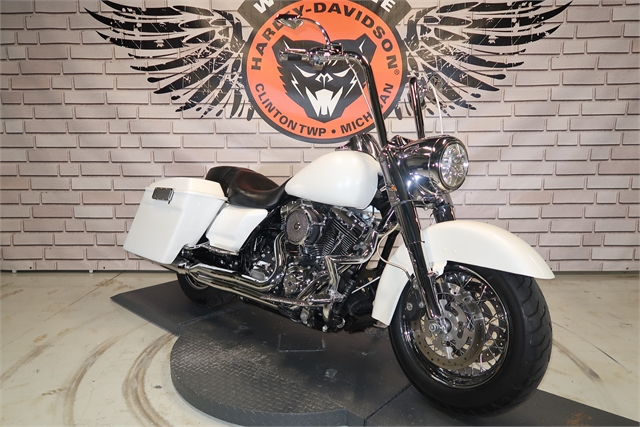 2013 Harley-Davidson Road King Classic at Wolverine Harley-Davidson