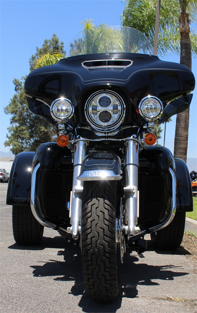 2022 Harley-Davidson Trike Tri Glide Ultra at Quaid Harley-Davidson, Loma Linda, CA 92354