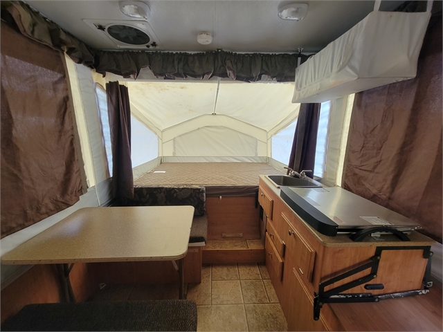2011 Forest River Rockwood Freedom / LTD 2270 at Lee's Country RV