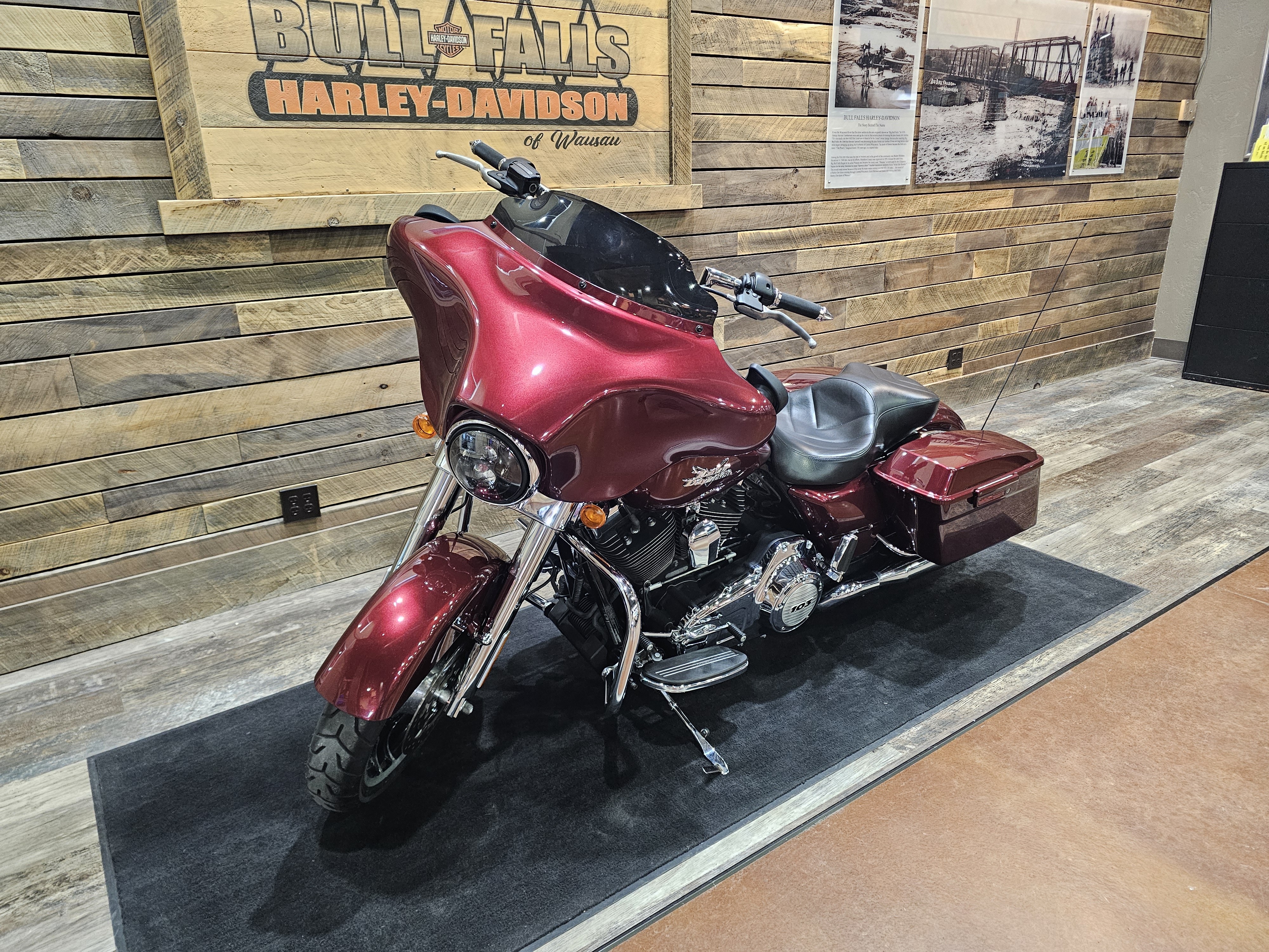 2013 Harley-Davidson Street Glide Base at Bull Falls Harley-Davidson