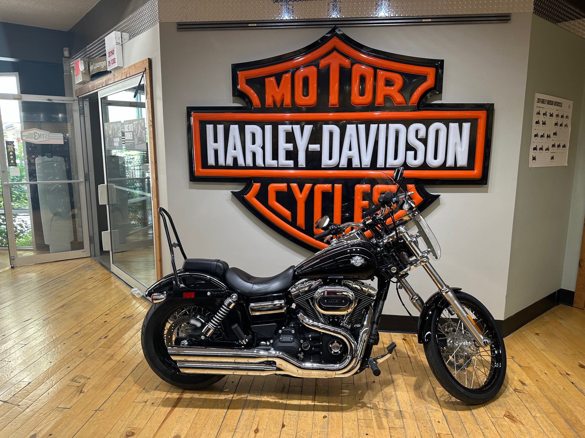 2017 Harley-Davidson Dyna Wide Glide at Zips 45th Parallel Harley-Davidson