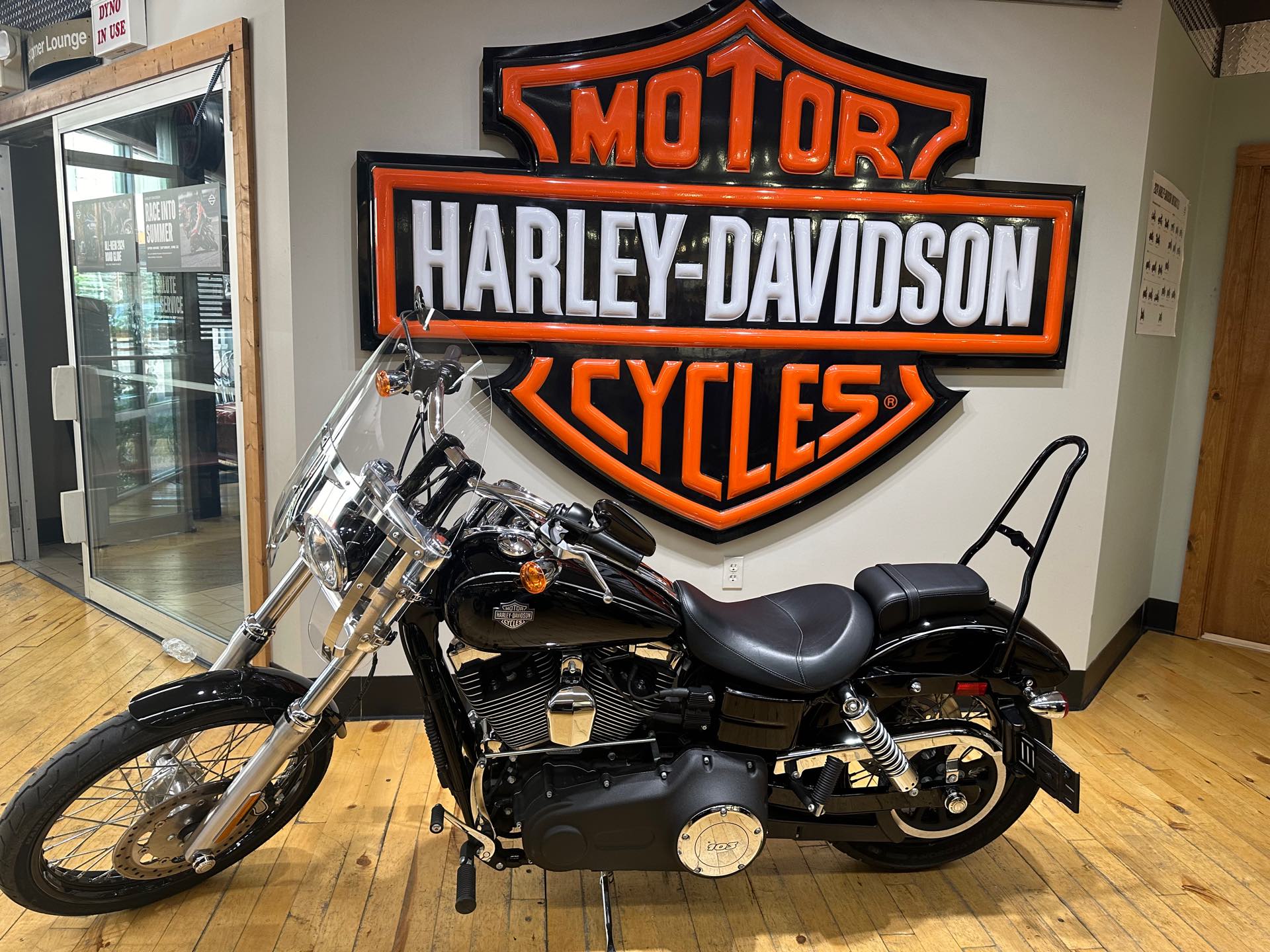 2017 Harley-Davidson Dyna Wide Glide at Zips 45th Parallel Harley-Davidson