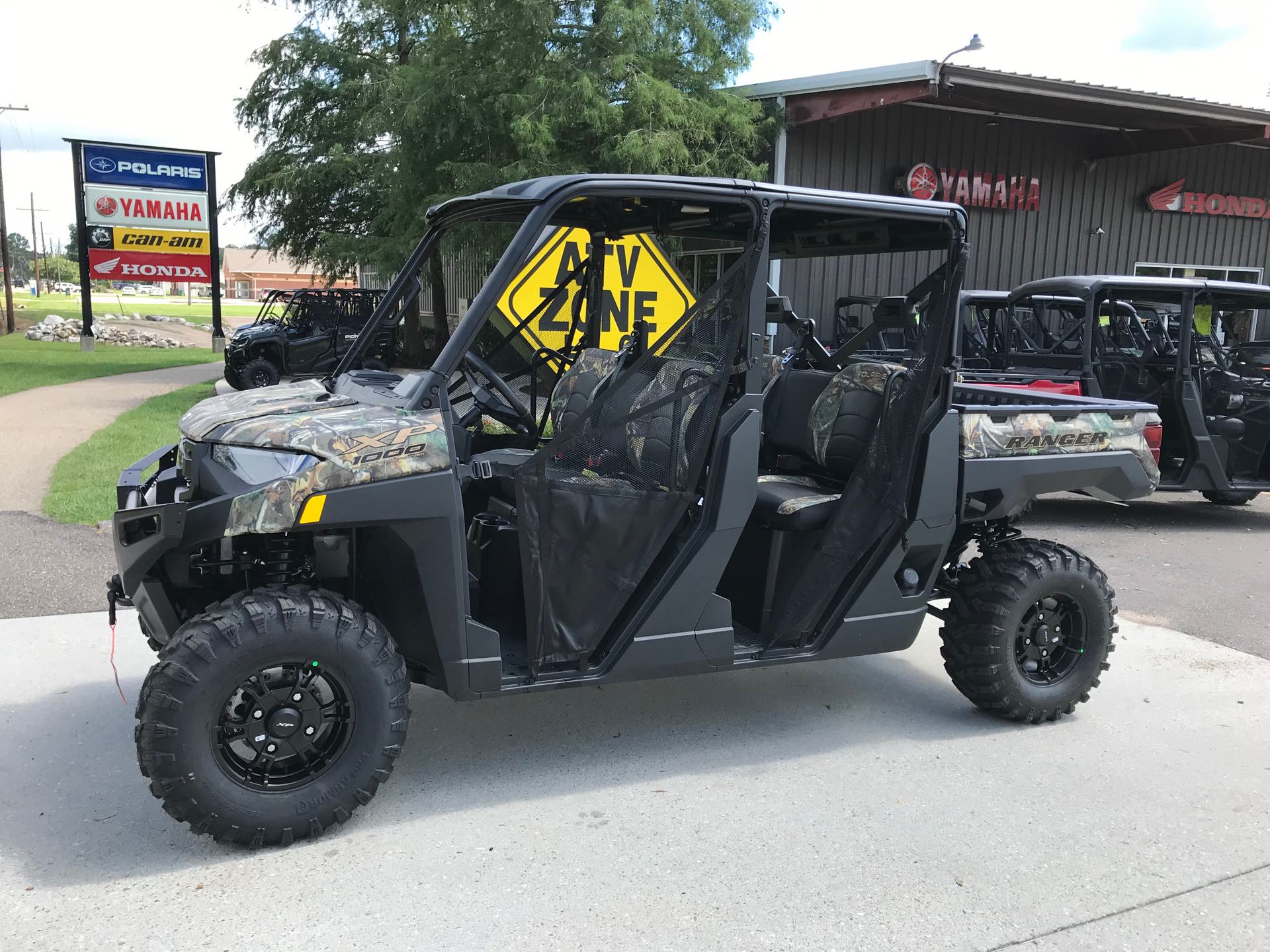 2025 POLARIS 1000 XP CREW Premium at ATV Zone, LLC