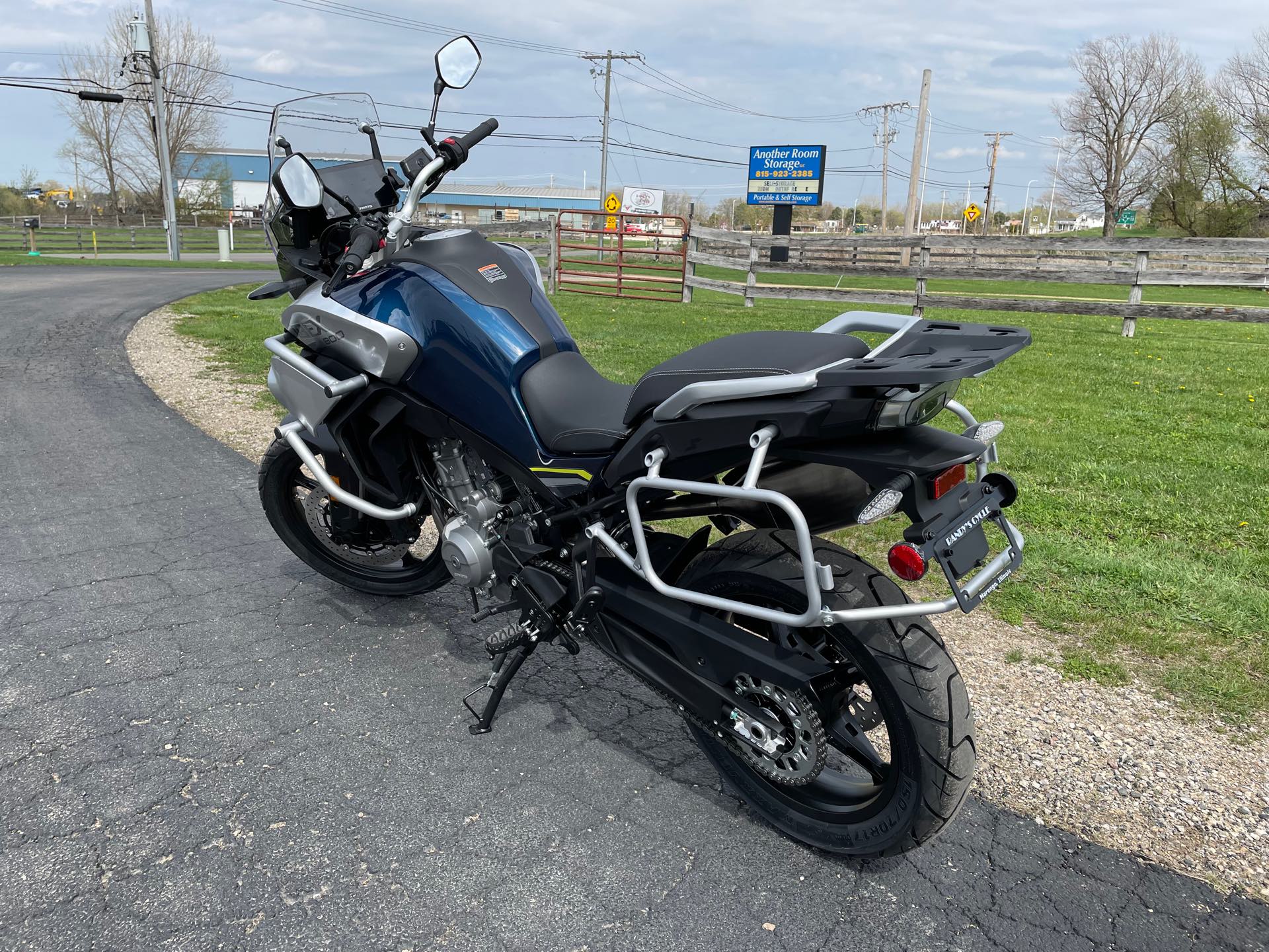 2023 CFMOTO Ibex 800 S at Randy's Cycle