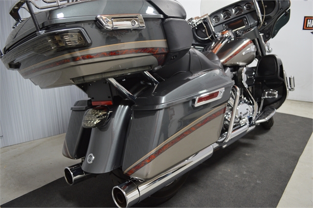 2016 Harley-Davidson Electra Glide CVO Limited at Suburban Motors Harley-Davidson