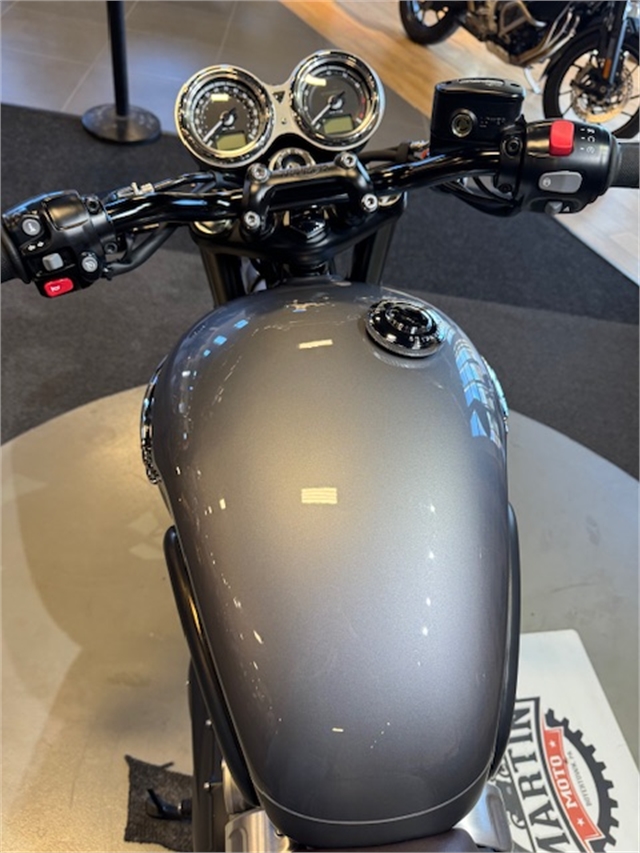 2024 Triumph Bonneville T120 Black at Martin Moto