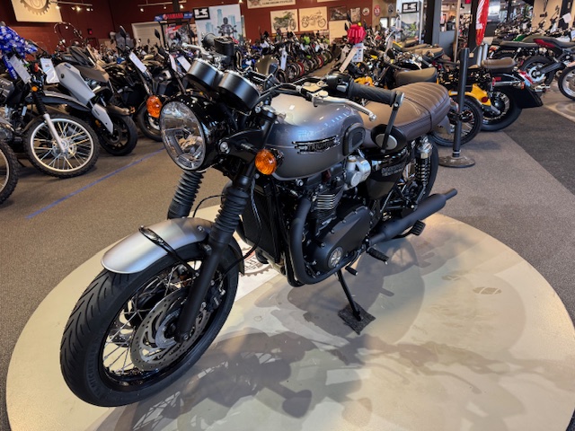 2024 Triumph Bonneville T120 Black at Martin Moto