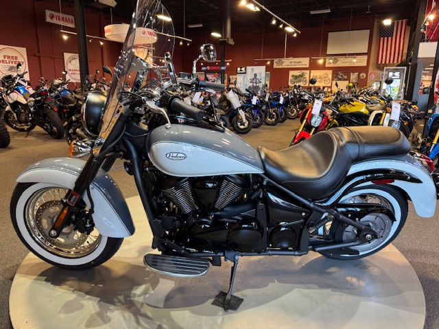 2024 Kawasaki Vulcan 900 Classic at Martin Moto