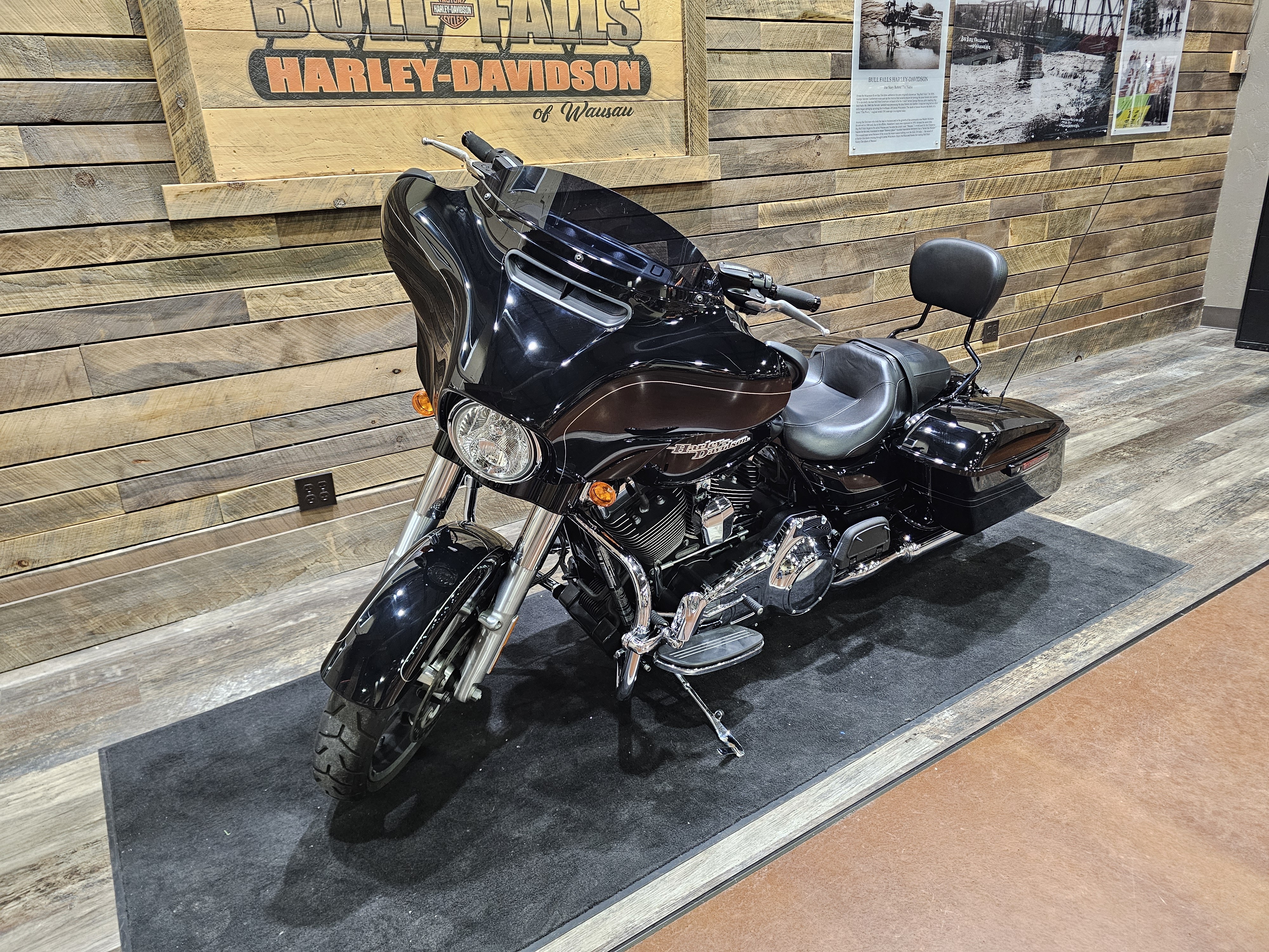 2016 Harley-Davidson Street Glide Special at Bull Falls Harley-Davidson