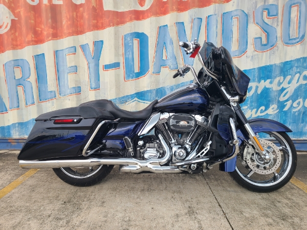 2016 Harley-Davidson FLHXSE at Gruene Harley-Davidson