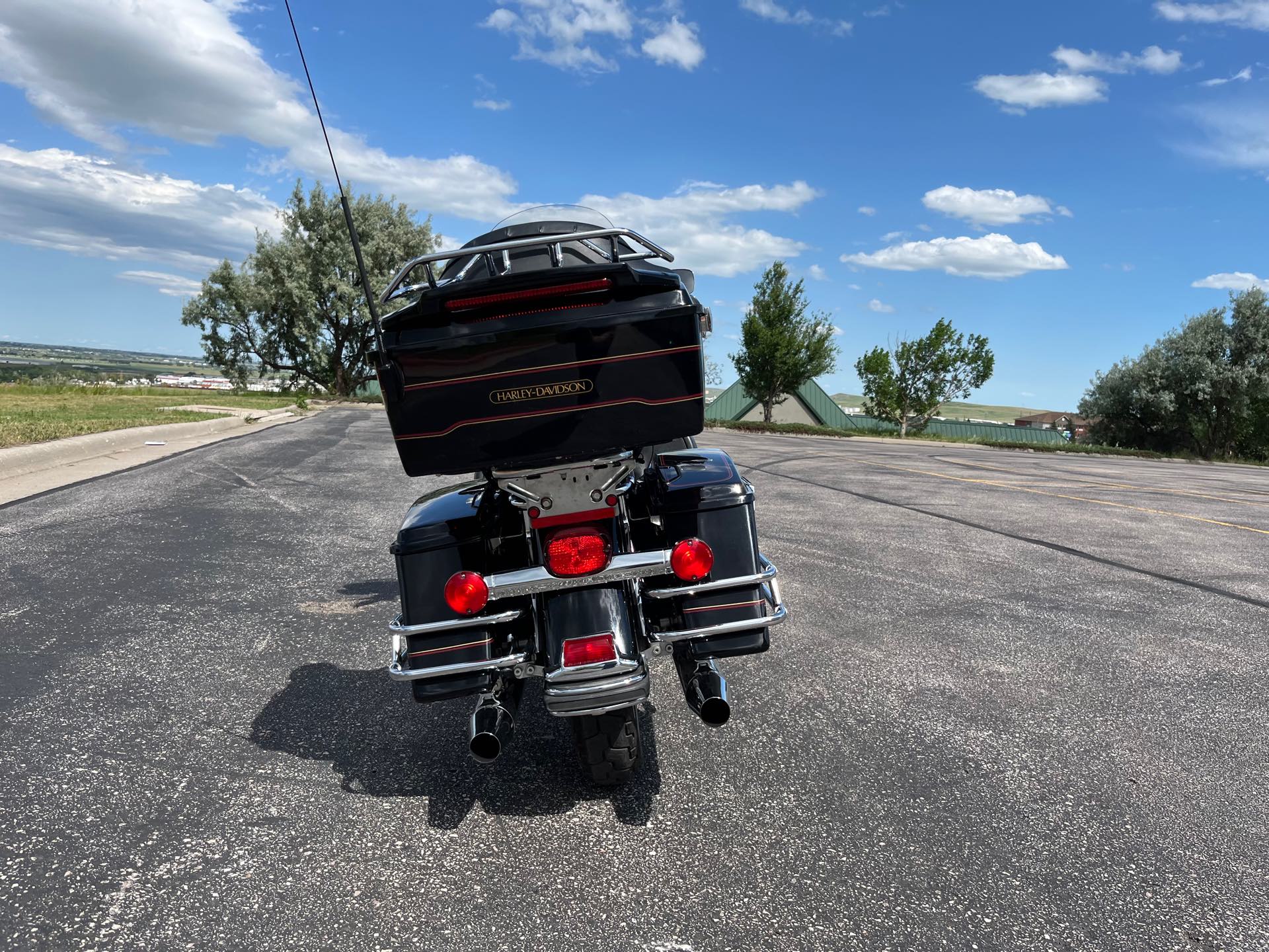 2001 Harley-Davidson FLHTCI at Mount Rushmore Motorsports