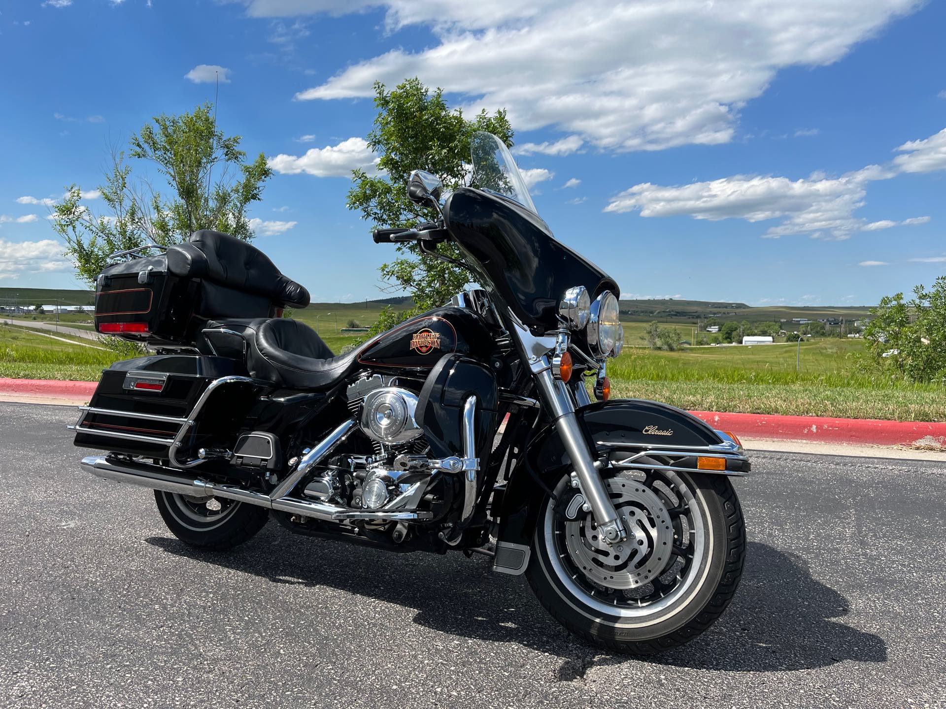 2001 Harley-Davidson FLHTCI at Mount Rushmore Motorsports