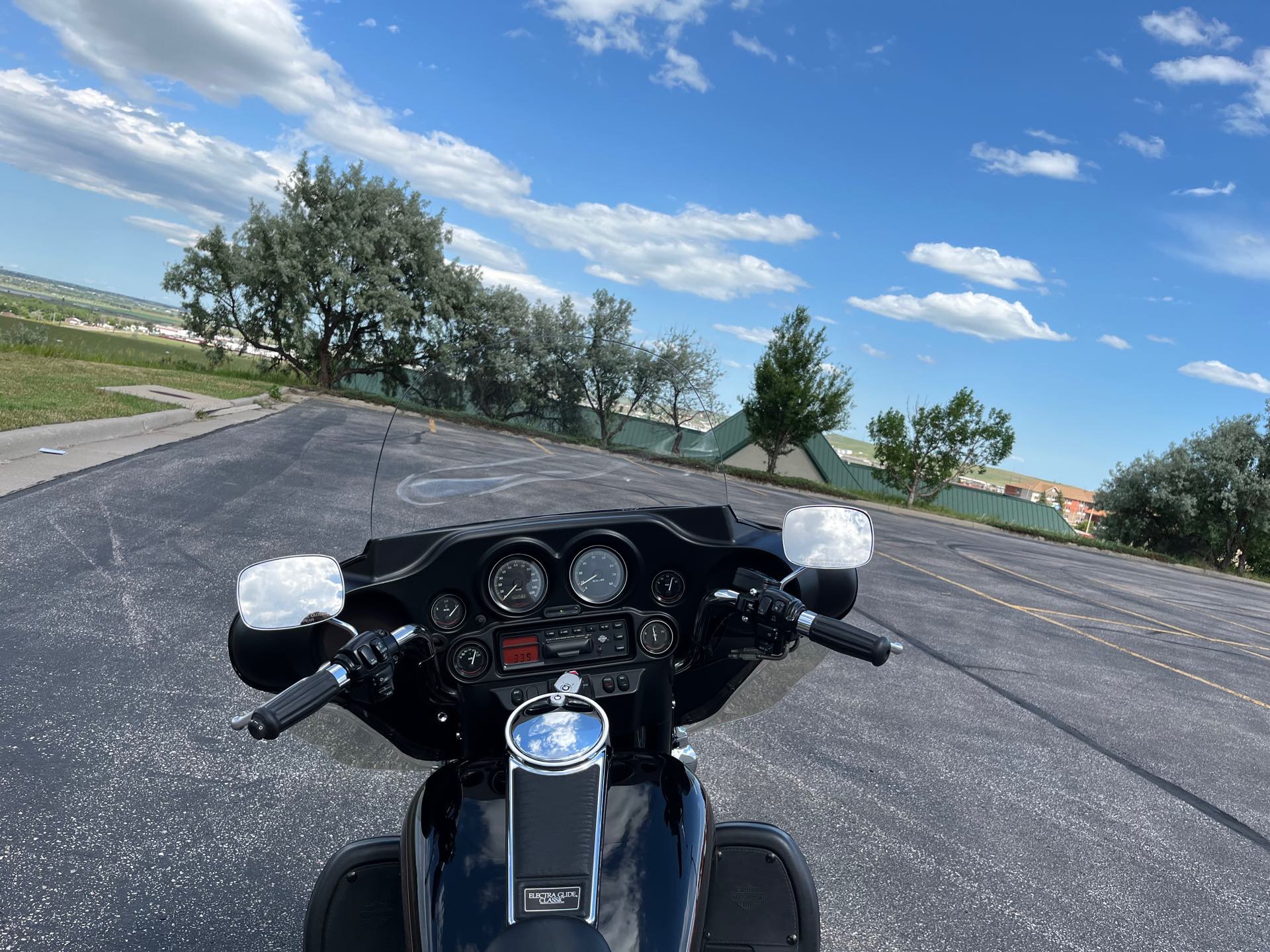 2001 Harley-Davidson FLHTCI at Mount Rushmore Motorsports