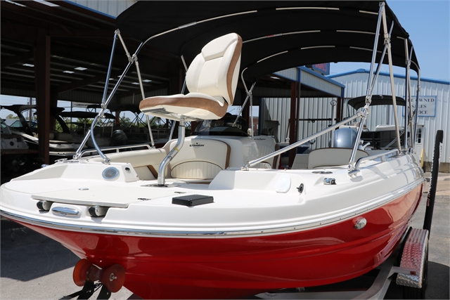 2023 Stingray 192SC Deck Boat at Jerry Whittle Boats