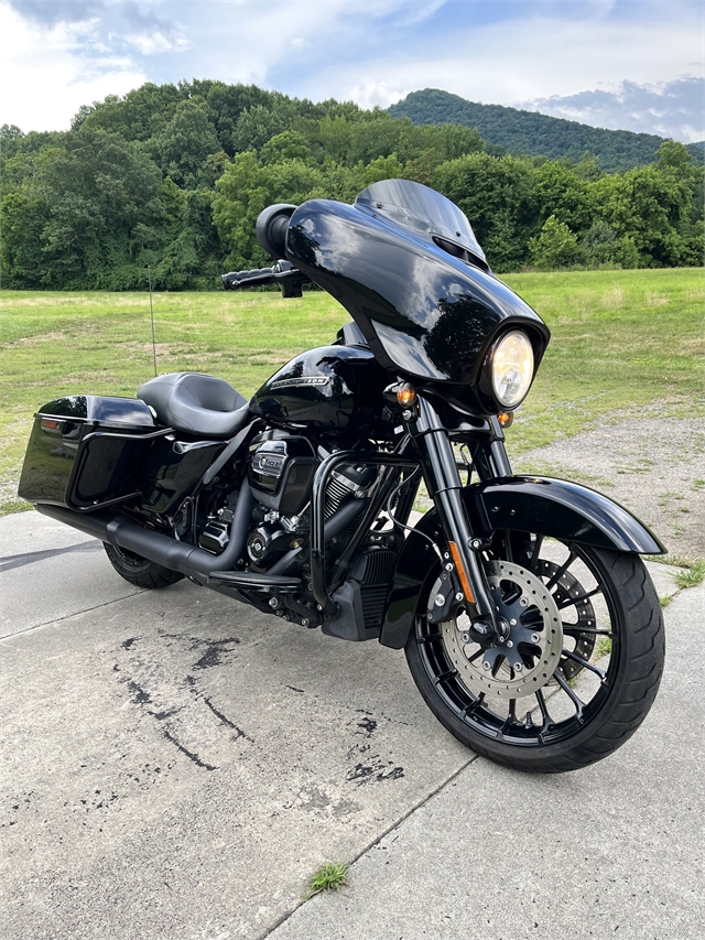 2018 Harley-Davidson Street Glide Special at Harley-Davidson of Asheville