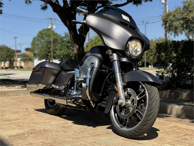 2016 Harley-Davidson Street Glide Special at Lucky Penny Cycles