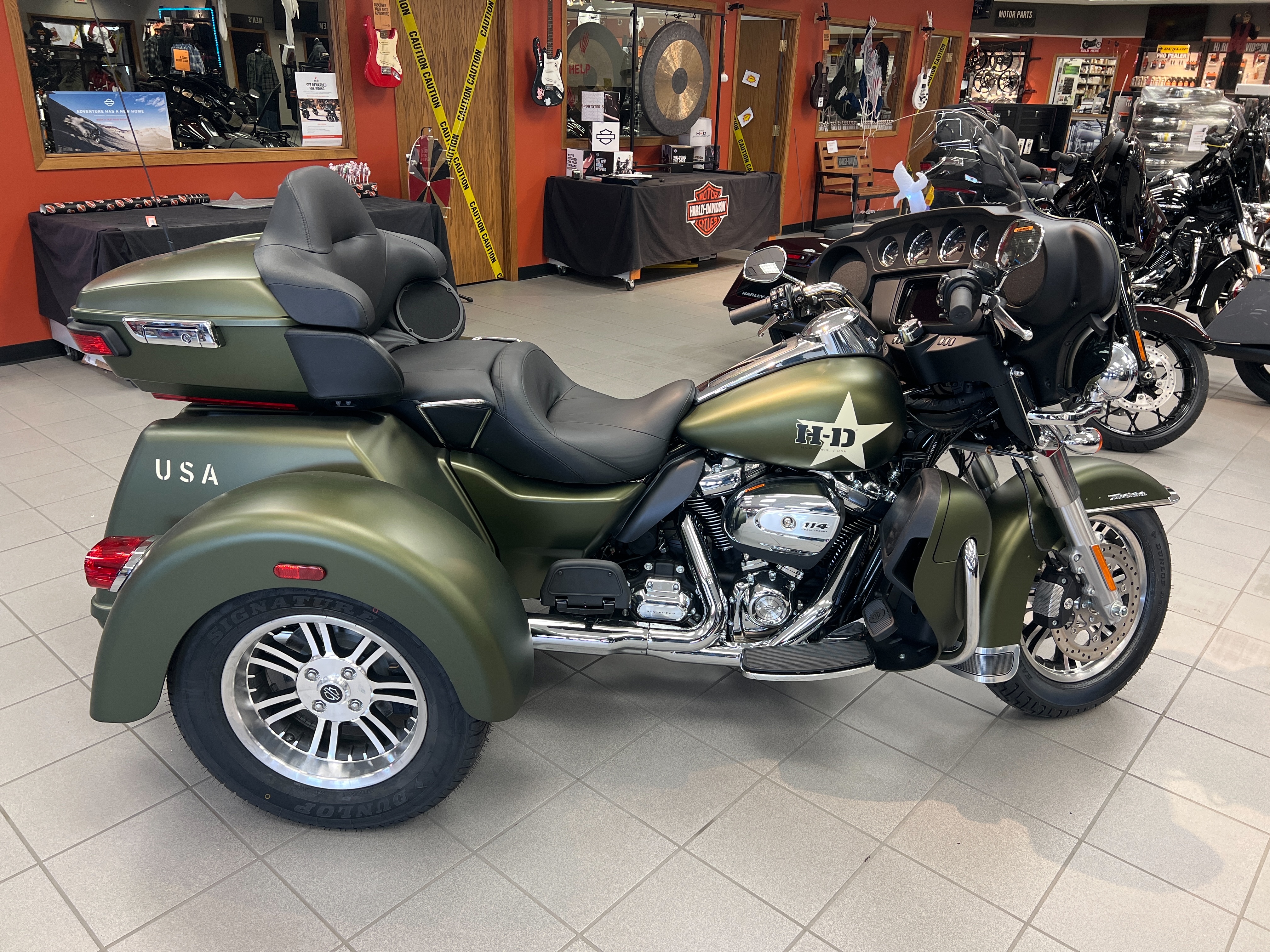 2022 Harley-Davidson Trike Tri Glide Ultra (G.I. Enthusiast Collection) at Rooster's Harley Davidson