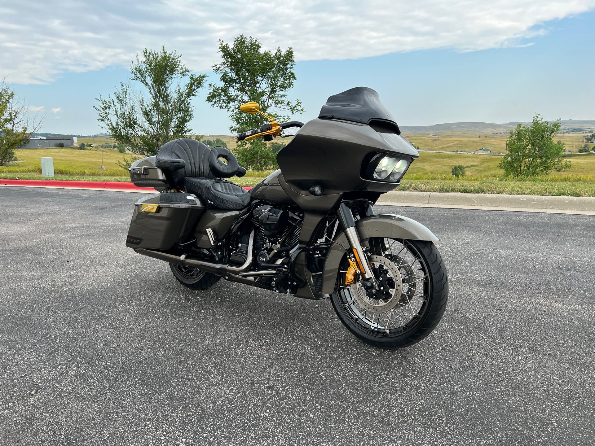 2021 Harley-Davidson CVO' Road Glide CVO Road Glide at Mount Rushmore Motorsports