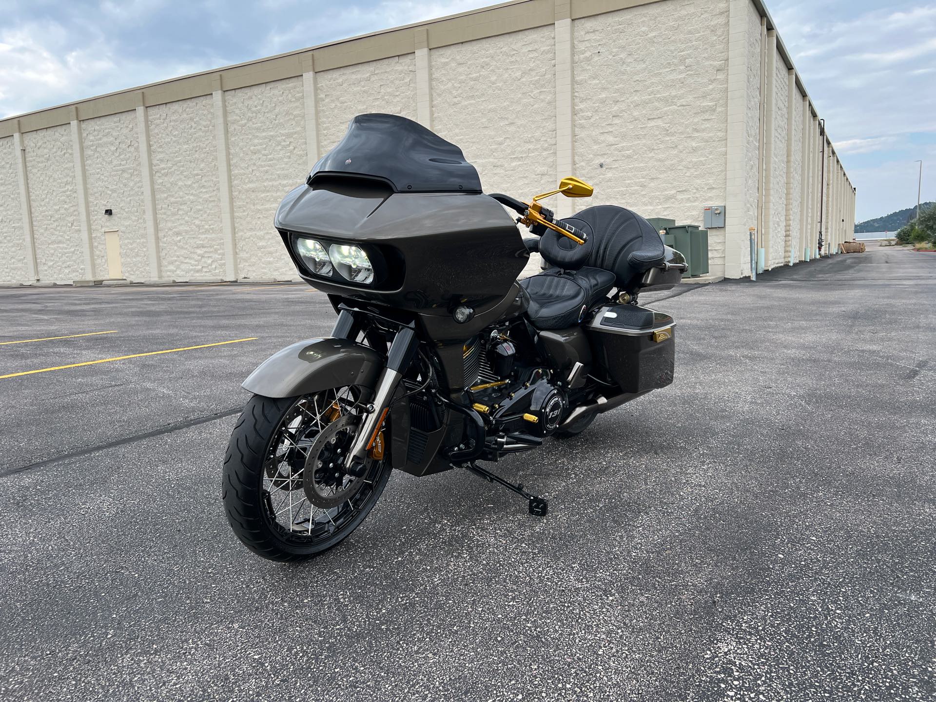 2021 Harley-Davidson CVO' Road Glide CVO Road Glide at Mount Rushmore Motorsports