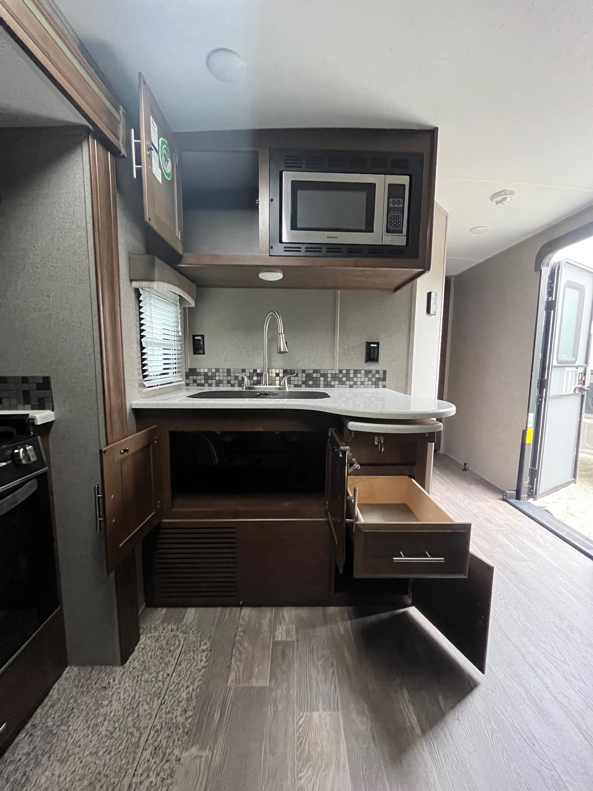 2020 Flagstaff 29RS at Prosser's Premium RV Outlet
