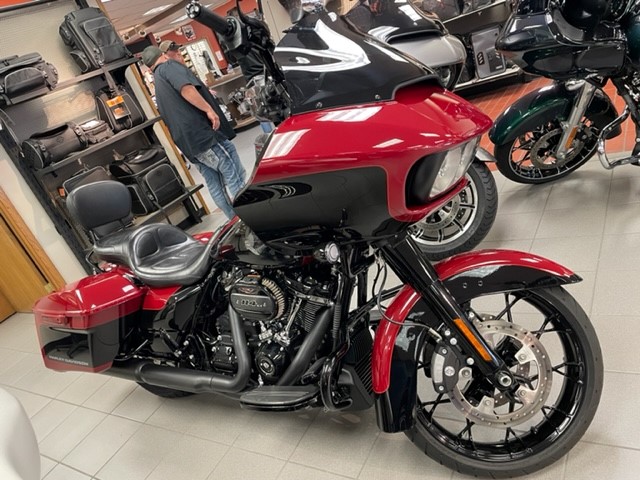 2021 Harley-Davidson Grand American Touring Road Glide Special at Rooster's Harley Davidson