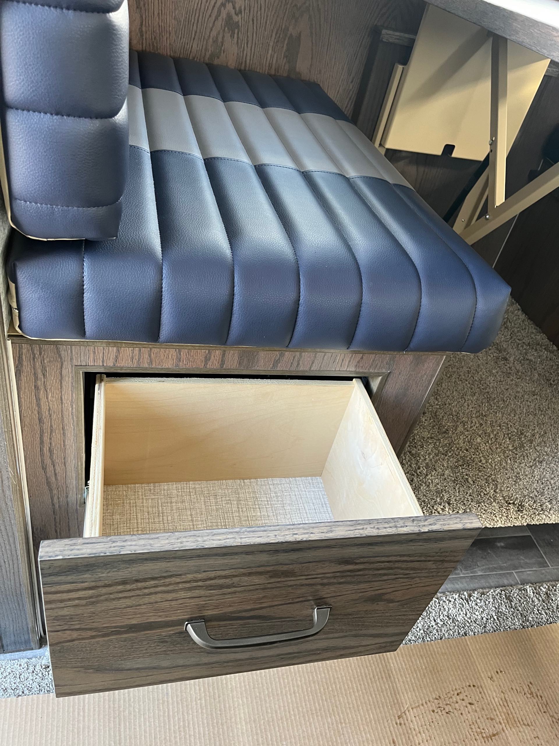 2023 Northern Lite Limited Edition 9-6LEWB Face-to-Face Dinette at Prosser's Premium RV Outlet
