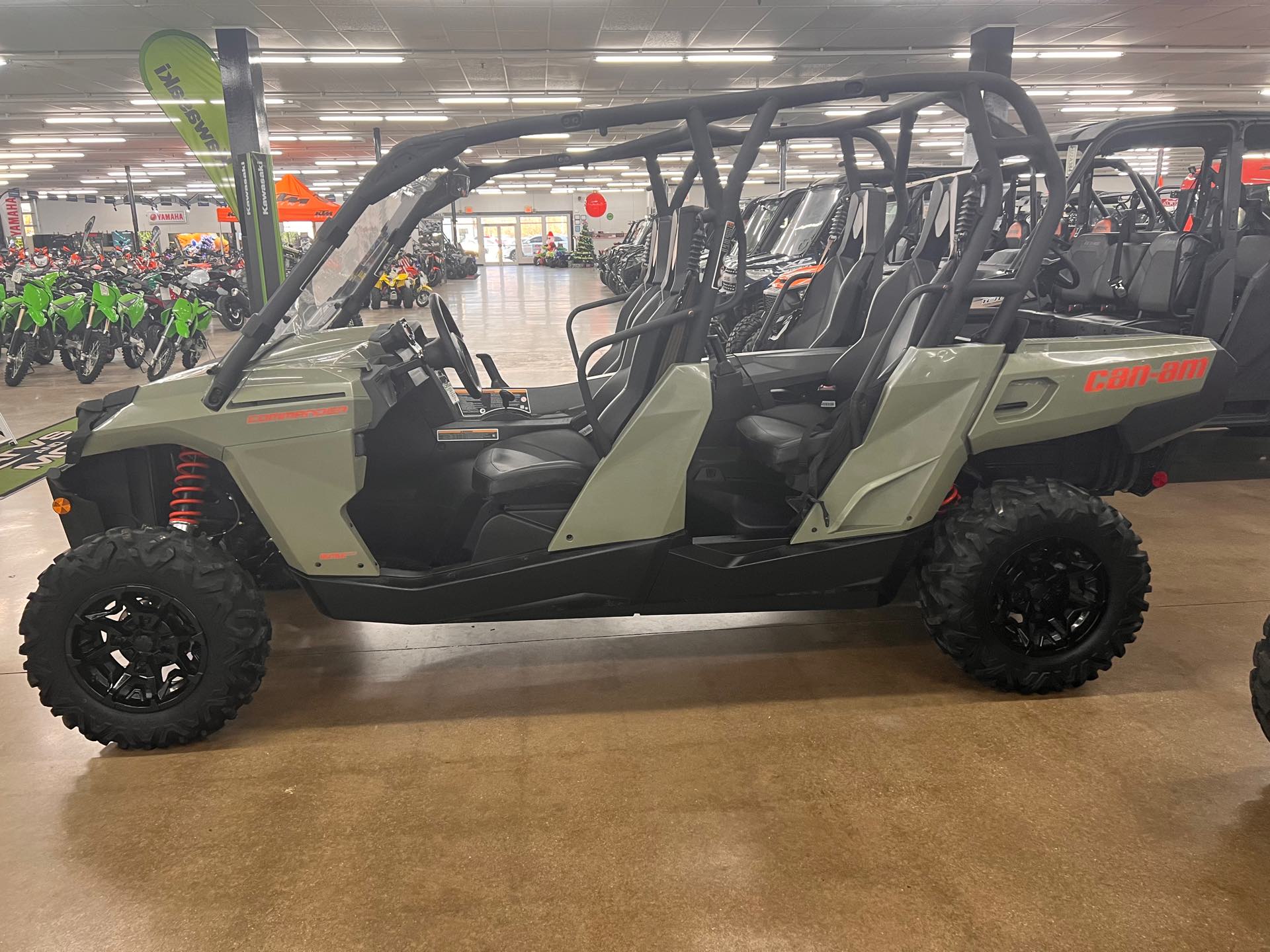 2020 Can-Am Commander MAX DPS 800R at ATVs and More