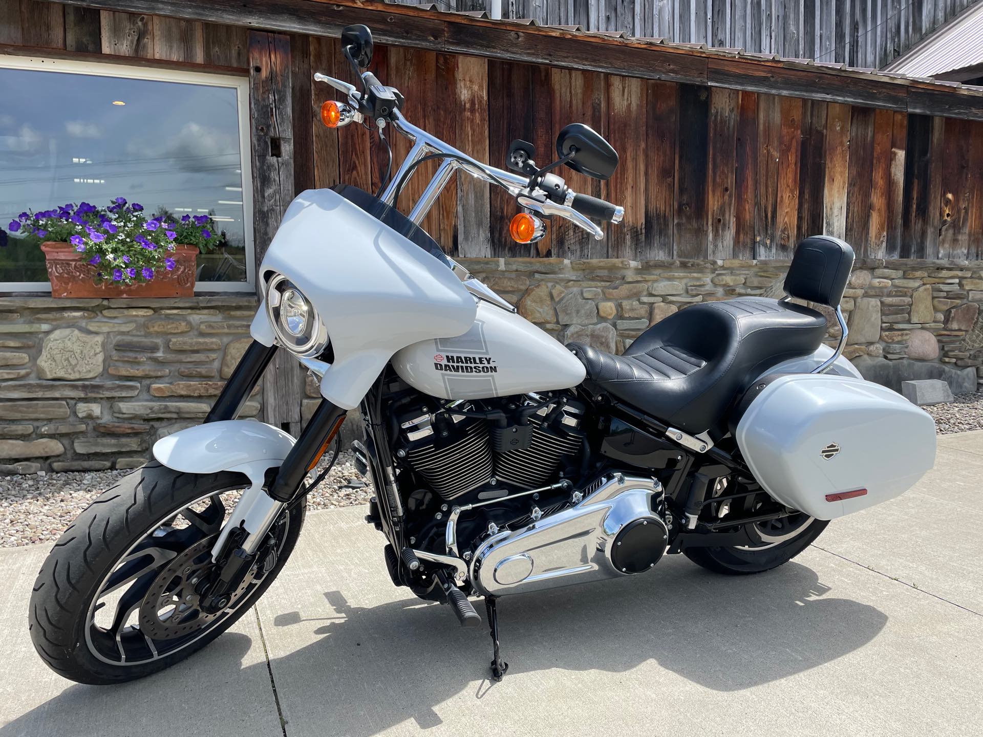 2021 Harley-Davidson Cruiser Sport Glide at Arkport Cycles